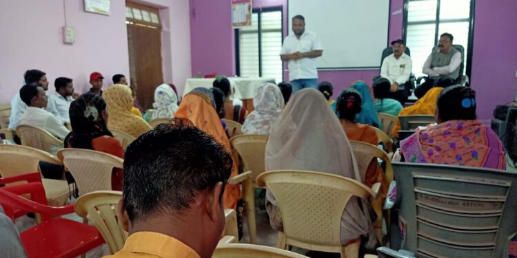 सरपंचांनी कुपोषणास हद्दपार करण्याचा निर्धार केला