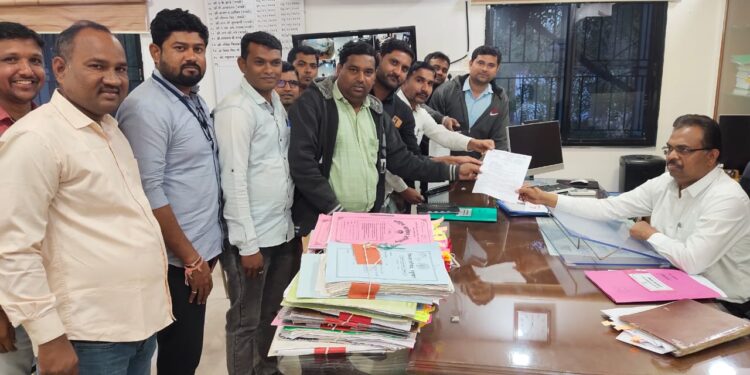 नंदूरबार येथे रोहयो कंत्राटी कर्मचाऱ्यांचा एक दिवसीय कामबंद आंदोलन,तहसील पंचायत समिती रोहयोची कामे ठप्प