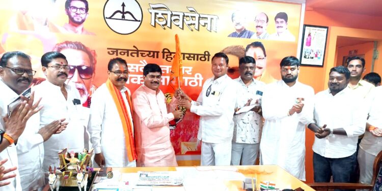 राजेंद्र पवार यांचा ठाकरे गटात प्रवेश