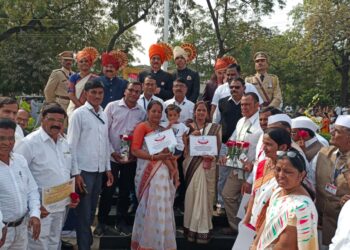  आदर्श पोलीस पाटील पुरस्काराने आप्पा ढिवरे सन्मानित