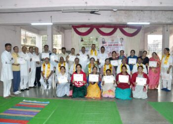 पतंजलीच्या योग शिक्षक प्रशिक्षण शिबिराचा समारोप