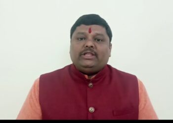 अप्पासाहेब धर्माधिकारी यांच्या ‘महाराष्ट्र भूषण’ पुरस्काराला विरोध जातीयवादातून