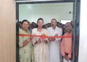 आदिवासी भागातील आरोग्यकर्मींचे वेतन वाढवणार ; पालकमंत्री डॉ. विजयकुमार गावित