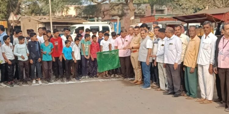 भालेर येथील शिवदर्शन विद्यालयात मॅरेथॉन व सायकल स्पर्धा उत्साहात 