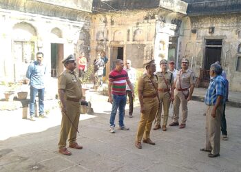 नंदूरबार येथे पोलीस महानिरीक्षक डॉ.बी.जी.शेखर पाटील यांनी केली रंगमहालाची पाहणी