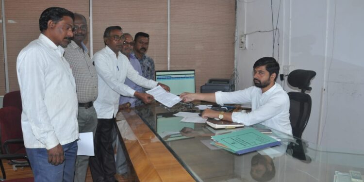 युवकाच्या खून प्रकरणी संशयित आरोपीना फाशीची शिक्षा देण्याची भोई समाज सेवा संघाची मागणी