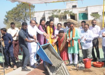 नंदुरबार जिल्ह्यात वैद्यकीय शिक्षणातील अमर्याद संधी : पालकमंत्री डॉ. विजयकुमार गावित