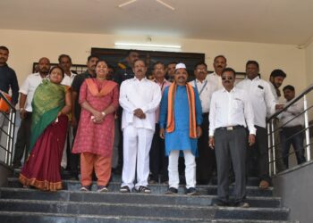 राज्यातील सर्व आश्रमशाळा, वसतीगृहांना देणार स्वमालकीच्या शासकीय इमारती : डॉ. विजयकुमार गावित