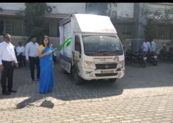 प्रधानमंत्री सुक्ष्म अन्न प्रक्रिया योजने अंतर्गत मोबाईल व्हॅनचा जिल्हाधिकारी यांच्या हस्ते शुभारंभ