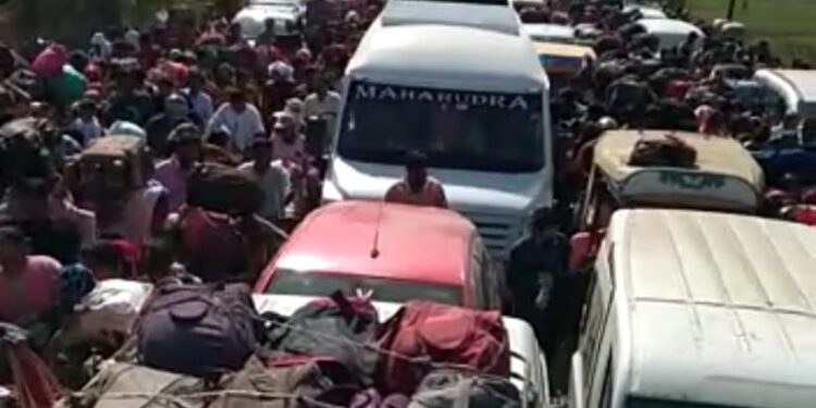 सीहोरहुन परतताना गाडीचा भीषण अपघात, दोघा महिलांचा जागीच मृत्यू