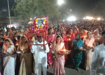 रंजनपूर येथे हजारो भाविकांच्या उपस्थितीत आरती पूजन 