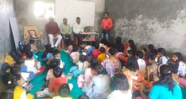 मोलगी येथील अल्फाबेट प्री स्कूलमध्ये शिवजयंती निमित्त वत्कृत्व स्पर्धा