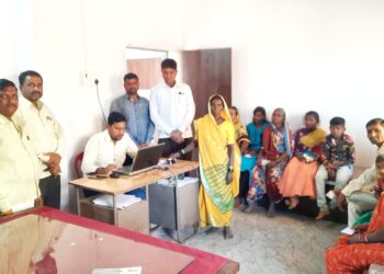 आसाने ग्रामपंचायतीतर्फे आयुष्यमान भारत योजनेसाठी कॅम्पचे आयोजन