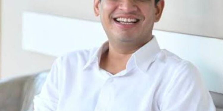 नाशिक पदवीधर निवडणूकीत सत्यजित तांबे इतक्या मतांनी आघाडीवर, अविनाश माळी यांना मिळाली इतके मते