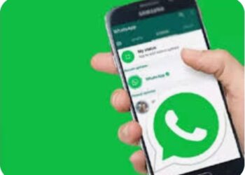 व्हॉट्अप स्टेटस ठेवणे पडले महागात, चार जणांविरूध्द गुन्हा