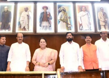 विधानपरिषदेच्या नवनिर्वाचित सदस्यांनी घेतली शपथ