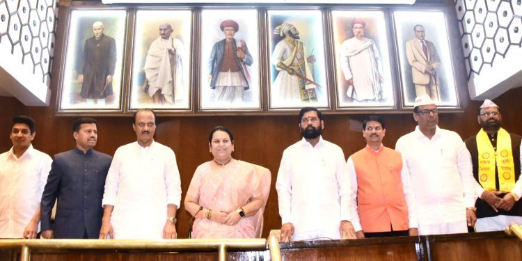 विधानपरिषदेच्या नवनिर्वाचित सदस्यांनी घेतली शपथ