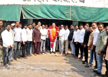 माजी आ. चंद्रकांत रघुवंशी यांचा नंदुरबार व धुळे लोकसभा सपर्क प्रमुख पदी नियुक्ती झाल्याबद्दल सत्कार