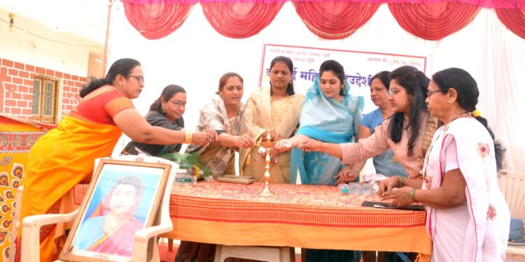 चौपाळे  येथे जागतिक महिला दिवस उत्साहात साजरा