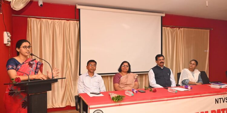 पाटील महाविद्यालयात जागतिक महिला दिवस साजरा