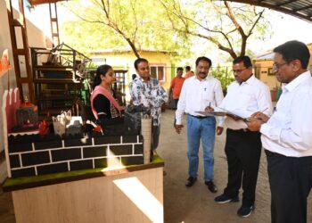 डॉ. विक्रांत मोरे मित्र मंडळ नंदुरबार तर्फे ऐतिहासिक किल्ले निर्मिती व रांगोळी स्पर्धा उत्साहात