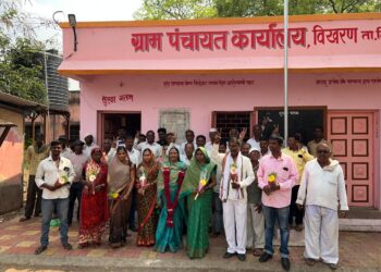विखरण ग्रा.पं.च्या सरपंचपदी निर्मलाबाई मराठे बिनविरोध