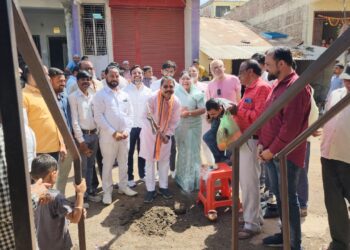 अक्कलकुवा येथे आ.आमश्या पाडवी यांच्या हस्ते भुमीगत गटारीचे भूमिपूजन