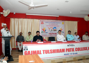 सपना सोनवणे, शिवम बोराणे यांची राज्य स्तरीय यूथ २० परीषदेसाठी निवड