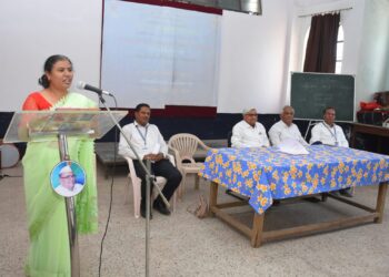 अंधश्रद्धा व विज्ञान या विषयावर सुवर्णा जगताप यांचे व्याख्यान
