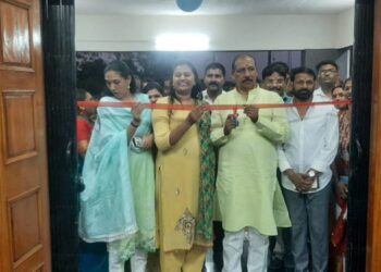 शिक्षणातील भाषेची महती सांगत आदिवासी विकास मंत्री डॉ.विजयकुमार गावित यांचा विद्यार्थ्यांशी बोली भाषेतून संवाद