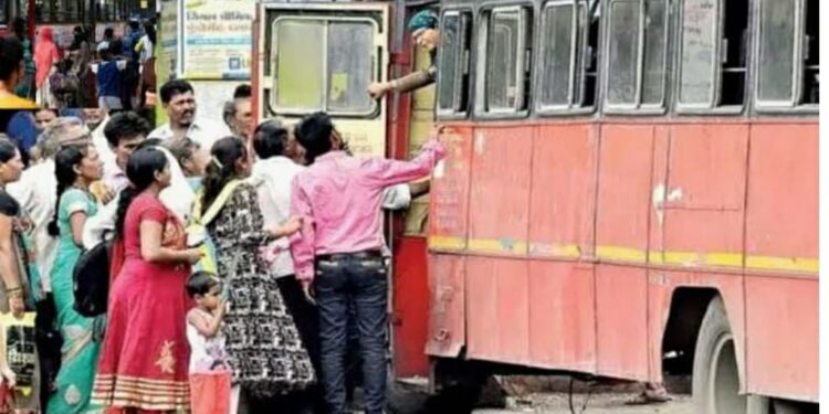 नंदूरबार आगारात एसटी प्रवासात महिला सन्मान योजना झाली लागू