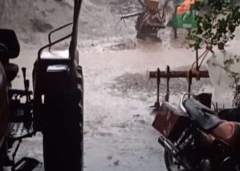 शहादा तालुक्यात अवकाळी पावसाने झोडपले,गोगापुर परिसरात झाली गारपीट