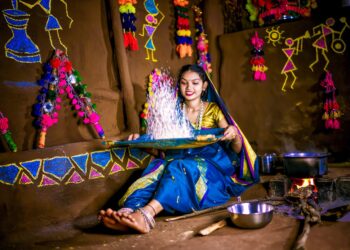 बहुचर्चित ॲड सुभाष वळवी निर्मित ‘डांबऱ्या’  गीताने ओलांडला पन्नास लाख दर्शकांचा आकडा