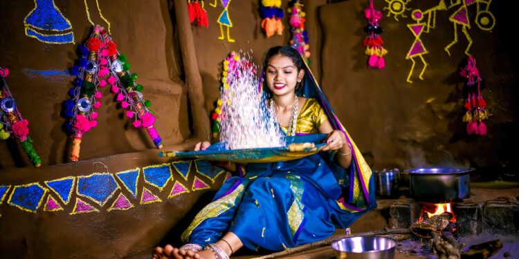 बहुचर्चित ॲड सुभाष वळवी निर्मित ‘डांबऱ्या’  गीताने ओलांडला पन्नास लाख दर्शकांचा आकडा