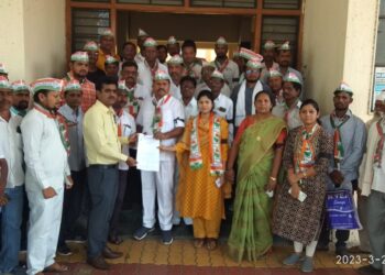 तळोदा येथे खा. राहुल गांधी यांच्यावरील कारवाईच्या निषेधार्थ कॉंग्रेसतर्फे आंदोलन