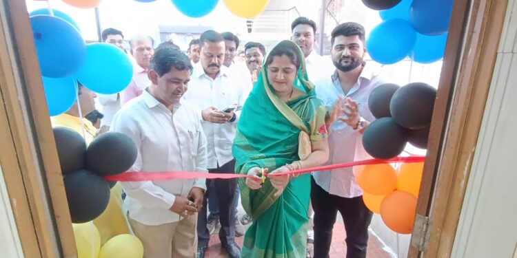 माजी आ.चंद्रकांत रघुवंशी मित्र मंडळाची सामाजिक बांधिलकी; ना नफा-ना तोटा तत्वावर सेतू सुविधा केंद्र