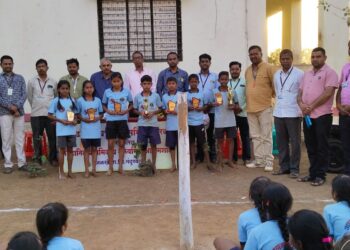 जळखे आश्रमशाळेत जळखे खो -खो प्रीमियर लीग-1 चा समारोप