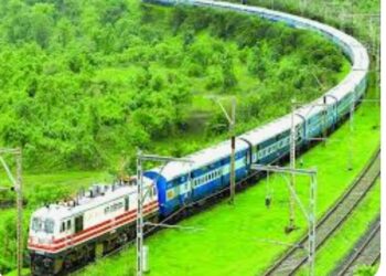 भुसावळ -उधना  दरम्यान ५ ते ८ मार्च  कोणत्या रेल्वे सुरू,बंद जाणून घ्या