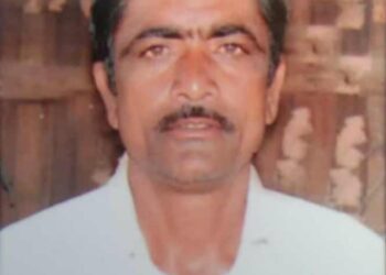 नगाव येथे शेतकऱ्याची कर्जबाजारीपणाला कंटाळून केली आत्महत्या