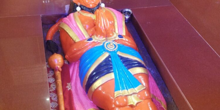 नंदुरबारात अवतरले निद्रावस्थेत भद्रा मारोती