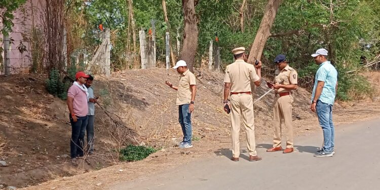 शहर हादरले : नंदूरबार येथे चाकूने भोसकून युवकाचा करण्यात आला खून