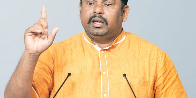 हिंदू सणांच्या वेळी होणार्या दंगली रोखण्यासाठी हिंदू बांधवांनी संघटित होण्याची गरज : आ.टी. राजासिंह