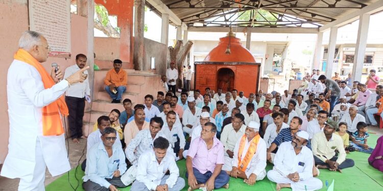 मतदारांनी आमिषांना बळी पडू नये; माजी आ.चंद्रकांत रघुवंशी