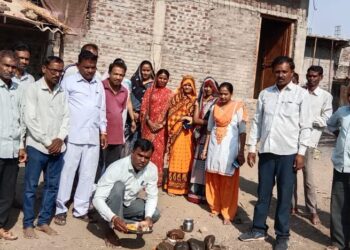 गणोर येथे संविधान भवनाच्या जागेचे उदघाटन