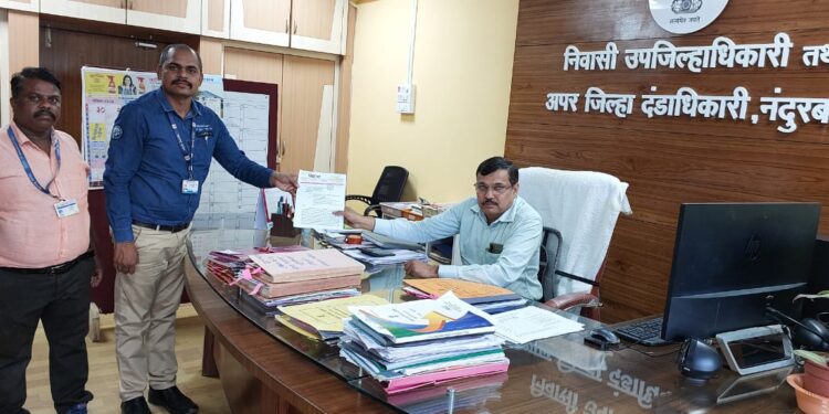 बोगस दिव्यांग शिक्षकांची जे. जे. रुग्णालयात  तपासणी करा,  प्रहार शिक्षक संघटनेची जिल्हाधिकाऱ्यांकडे मागणी