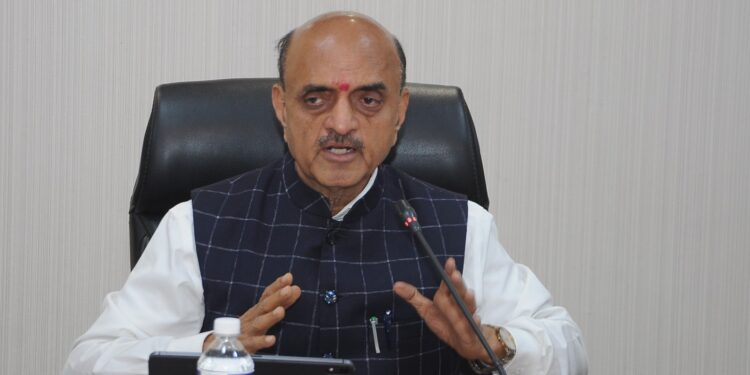 महिला सक्षमीकरणसाठी बचतगट भवन, मॉल उभारणार, मंत्री डॉ.भागवत कराड