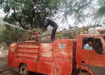 नंदुरबार शहरालगत पेटला वणवा