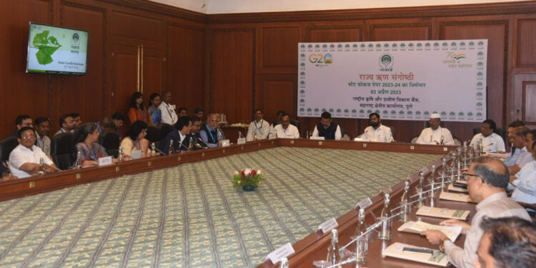 शेतकऱ्यांना सिबिल स्कोअरची अट न लावता सुलभपणे कर्ज द्यावे – मुख्यमंत्री एकनाथ शिंदे