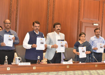 मुख्यमंत्री सौर कृषी वाहिनी योजना शेतकऱ्यांच्या समृद्धीसाठी उपयुक्त – उपमुख्यमंत्री देवेंद्र फडणवीस