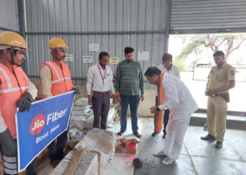 आ.आमश्या पाडवी यांच्या प्रयत्नातून अक्कलकुवा येथे जीओ फायबर सेवा मंजूर